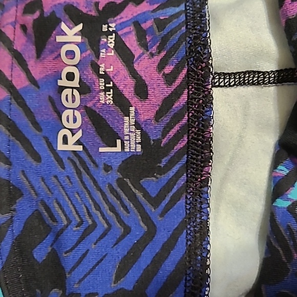 workout capris - Picture 2 of 2